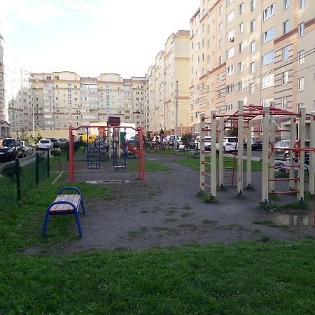 Apartment On Getmana Vigovskogo 49 Rivne Bagian luar foto