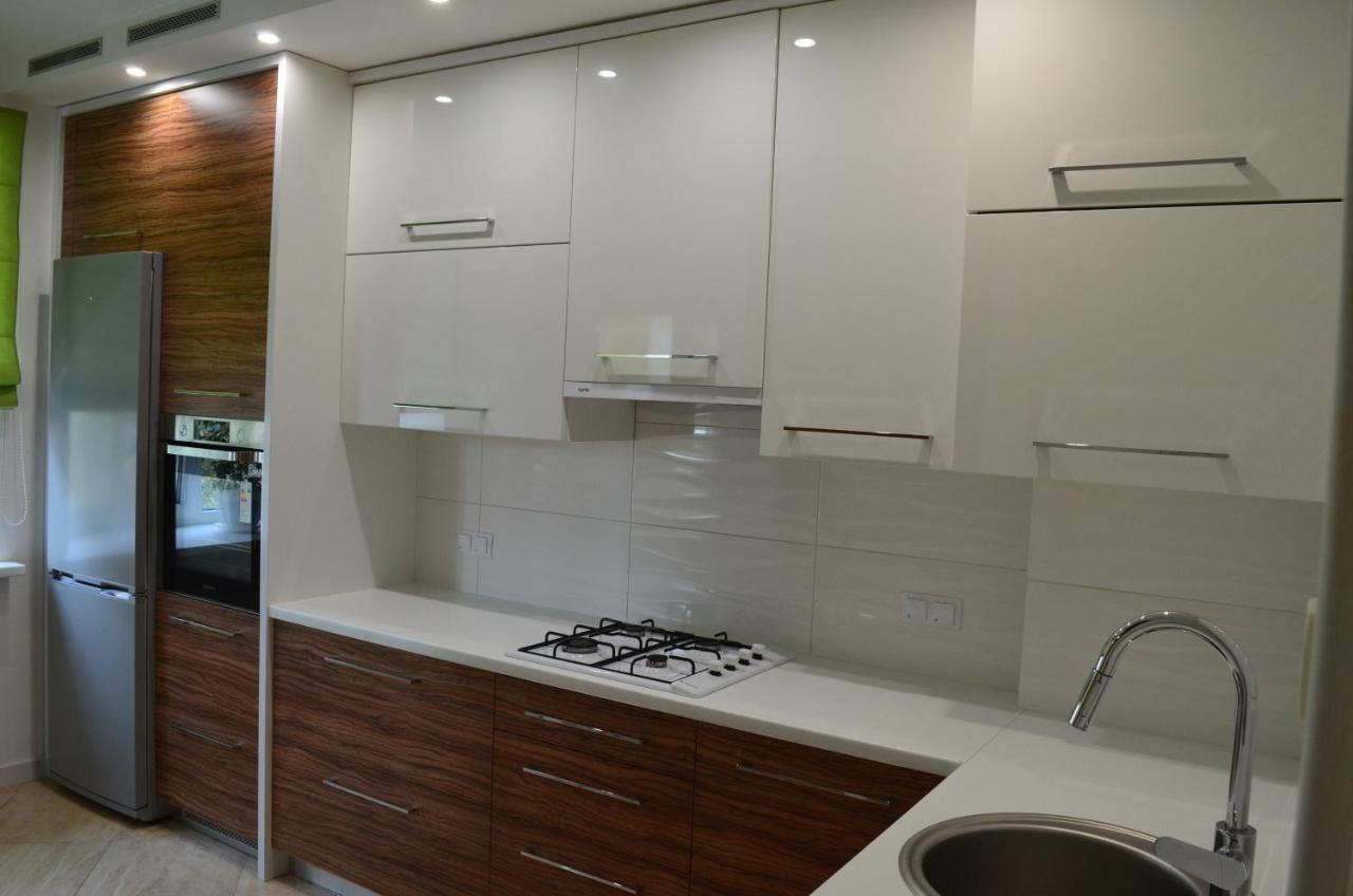 Apartment On Getmana Vigovskogo 49 Rivne Bagian luar foto